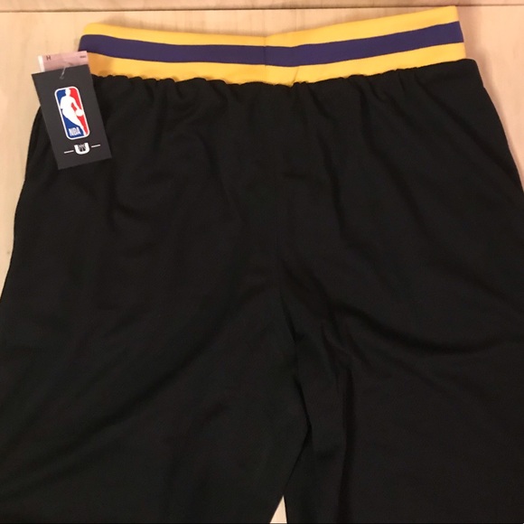 COPY - LeBron James Lakers shorts - Picture 3 of 4